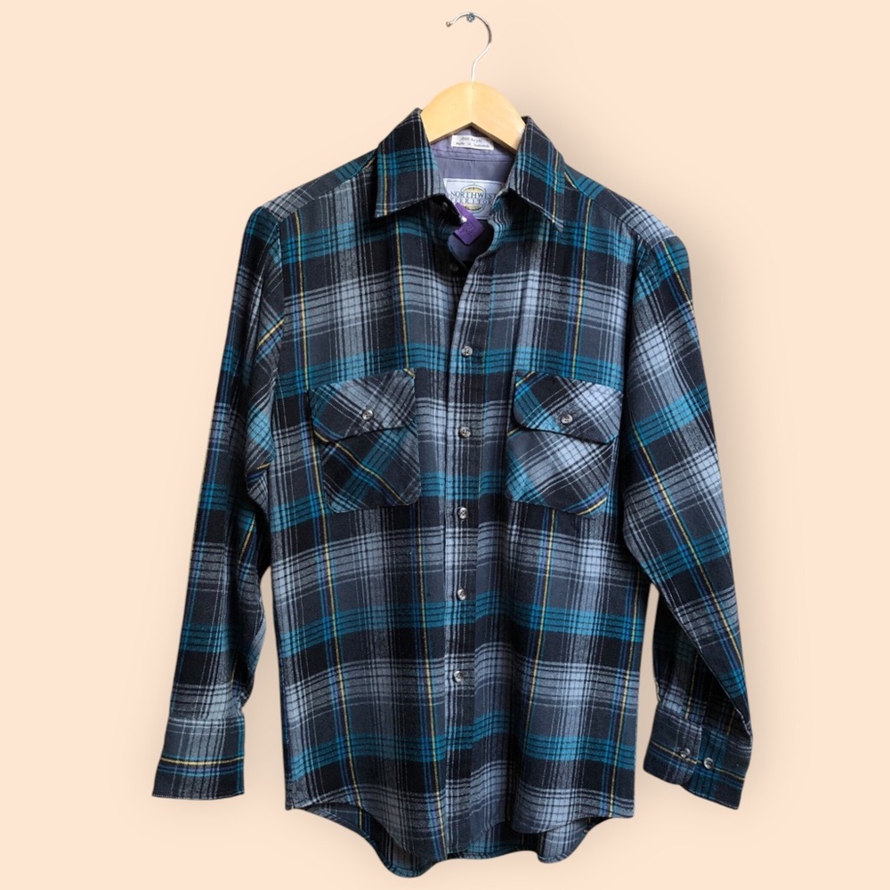 Vintage 90s Northwest Territory Plaid Woven Knit Flannel Button Down Shirt Small